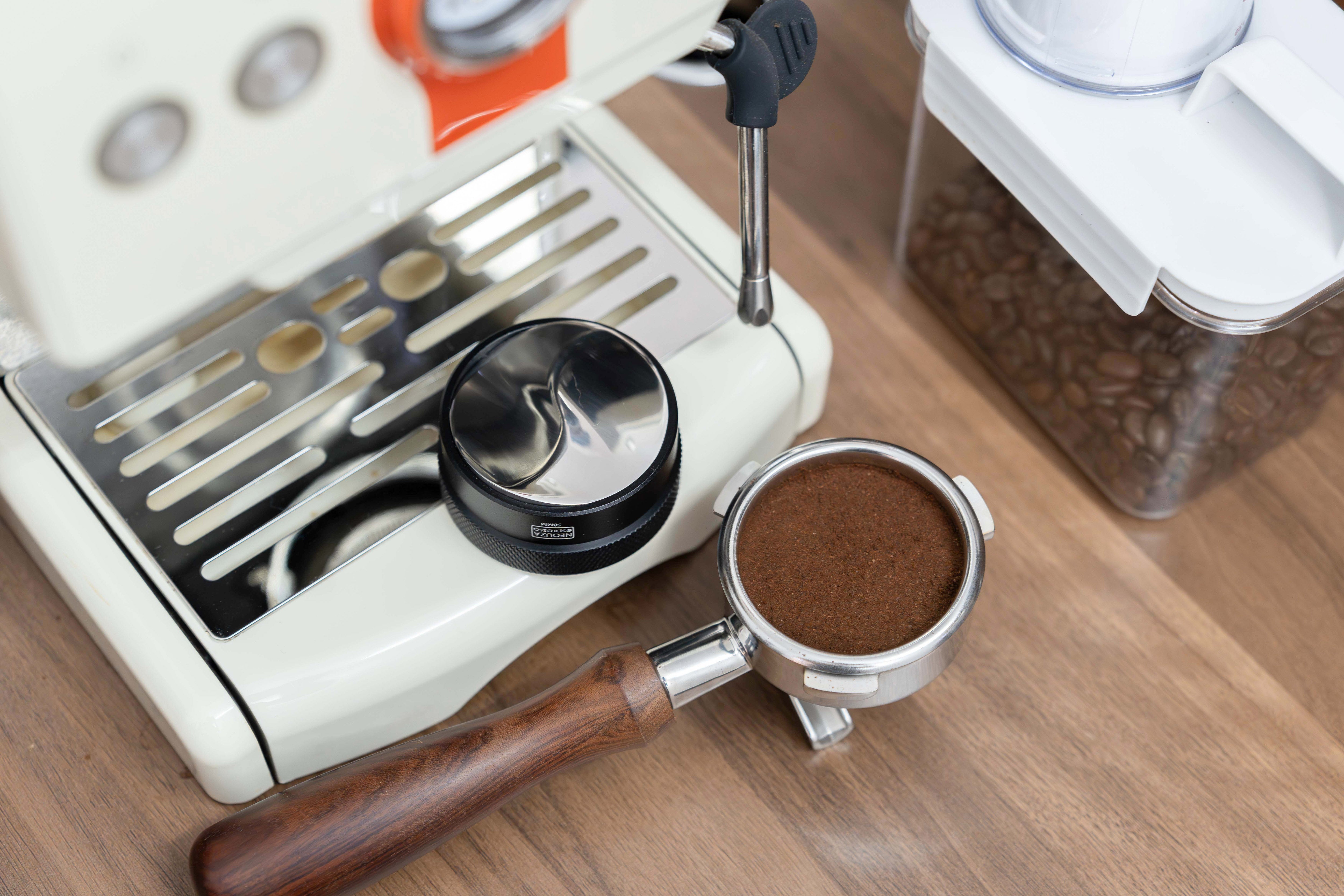 NEOUZA Coffee Gravity Adaptive Distributor for Espresso