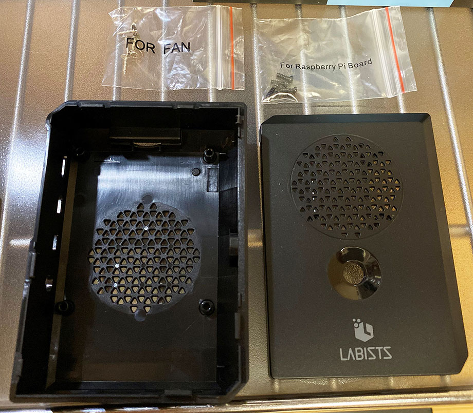Raspberry Pi 4 Model B 4GB RAM の Labists スターターキットを買って