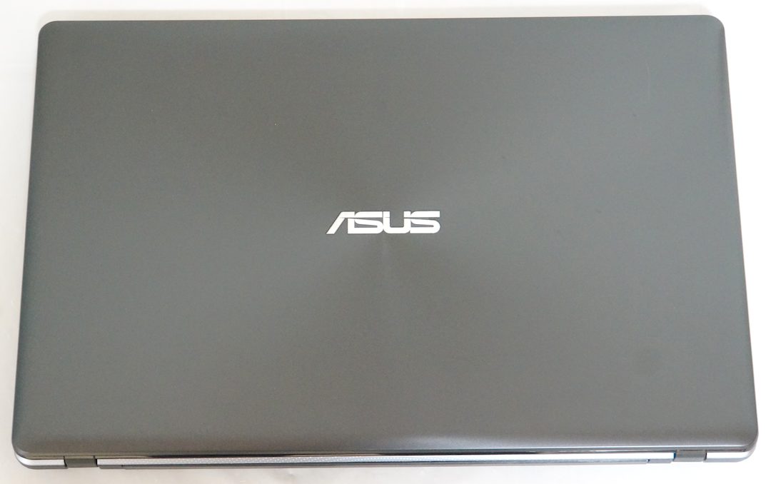 ASUS ノートパソコン K550C 第3世代Corei3 メモリ8GB SSD256GB【訳あり
