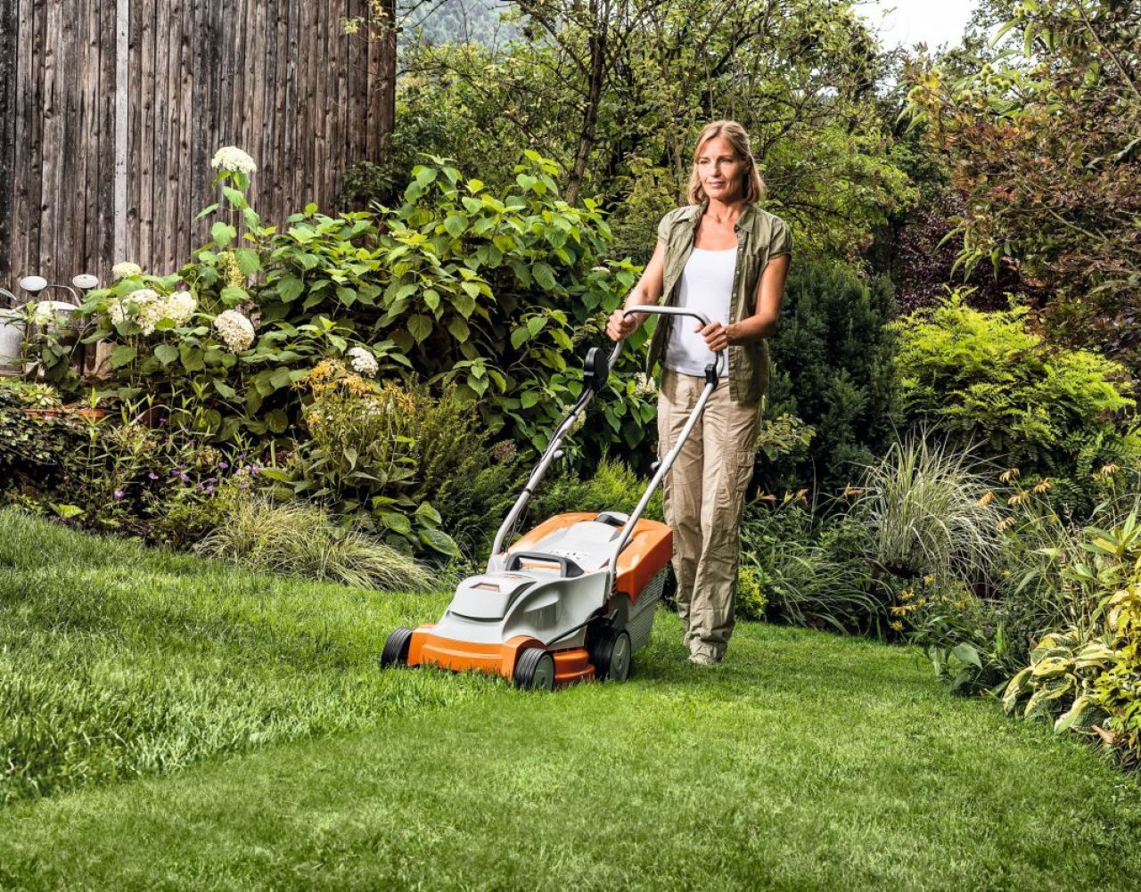 RMA235 新品 スチール 芝刈機(乗用含む） | 農機具ねっと