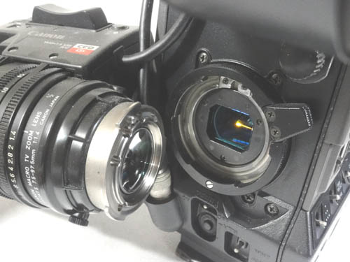 ジャンク譲渡コーナー （0円ジャンク） ＞ Victor GY-X2B 業務用S-VHS