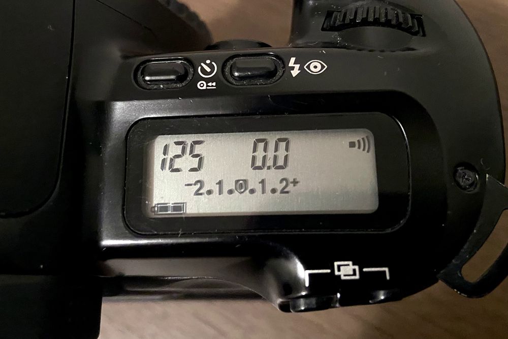 Canon 初代 EOS Kiss 一眼レフフィルムカメラとの出会いは、ハードオフ