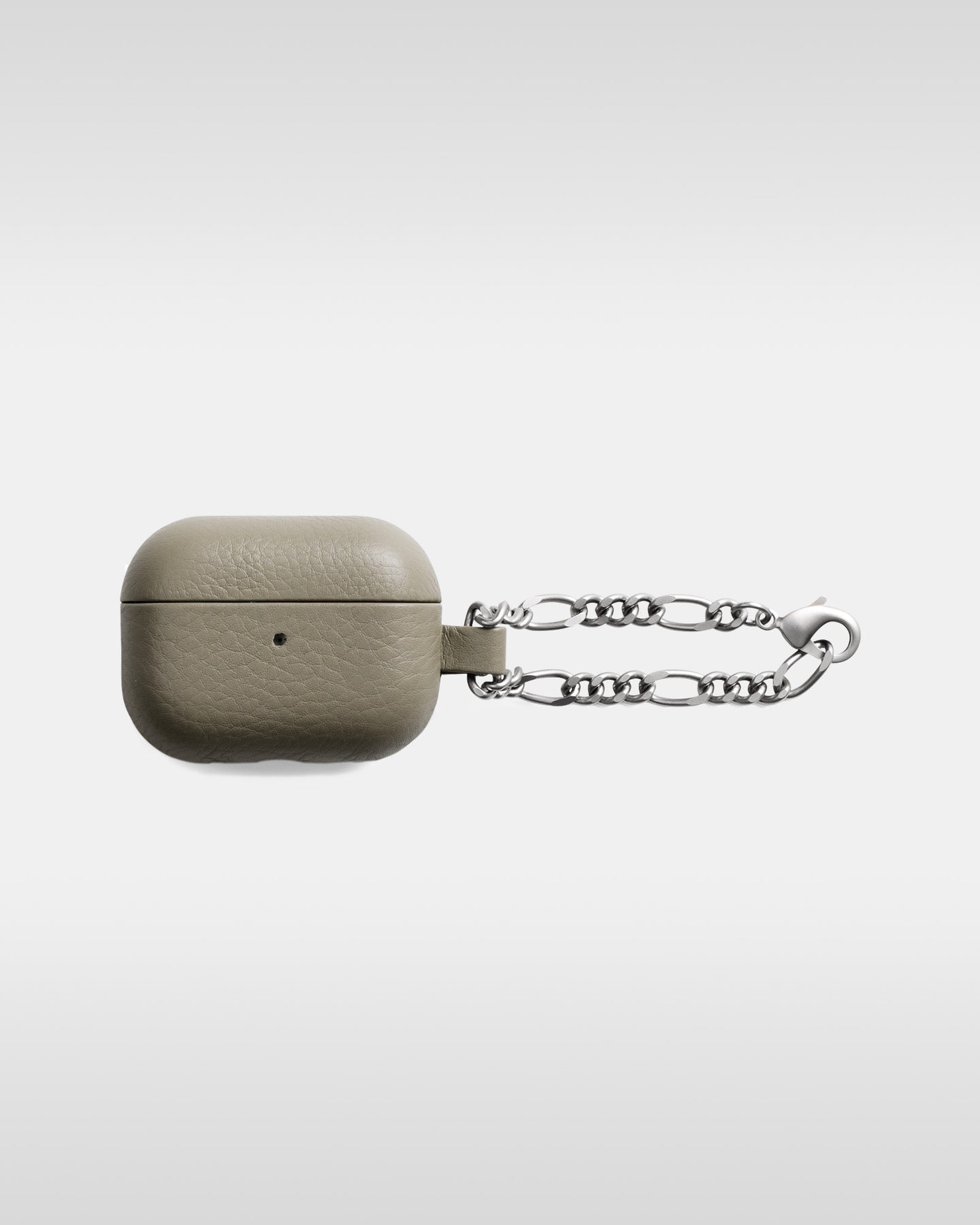 AirPodsProcace_TUP_front_1800x