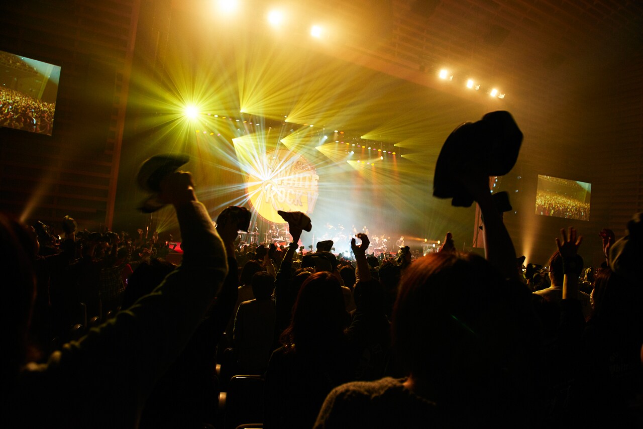 清木場俊介、EXILE時代の曲も披露した「WHITE ROCK」東京公演（ライブ