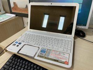 TOSHIBA dynabook T552/58FWをSSDに換装しました！ | 春日部市の