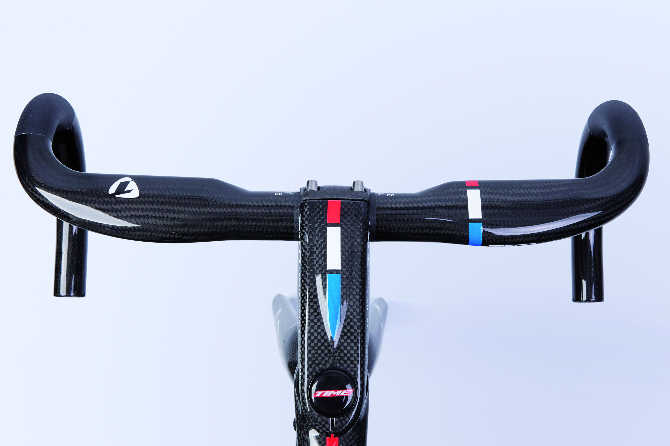 タイム「フランスエディション」限定発売。サイロン、アイゾン、フルイ