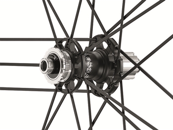 カンパニョーロ「シャマル ウルトラ」ディスクブレーキ仕様の2Way-Fit