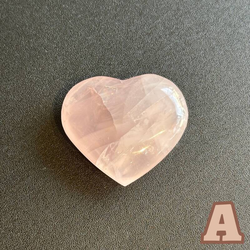 愛と絆・恋愛成就♥ローズクォーツ ハートお守り石 A - お守り屋さん