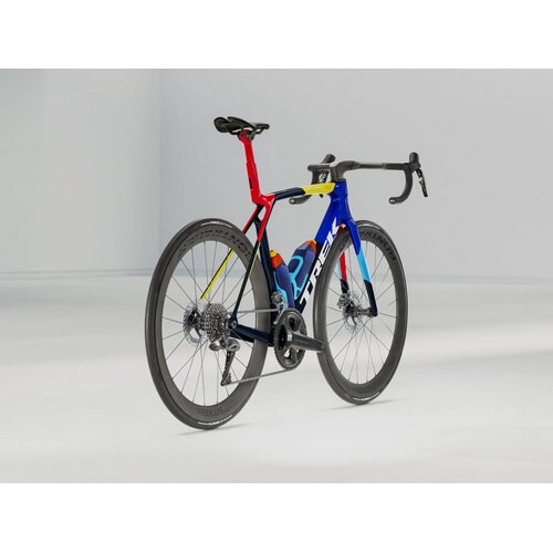TREK ( トレック ) ロードバイク MADONE SLR7 GEN8 ( マドン SLR7 GEN8