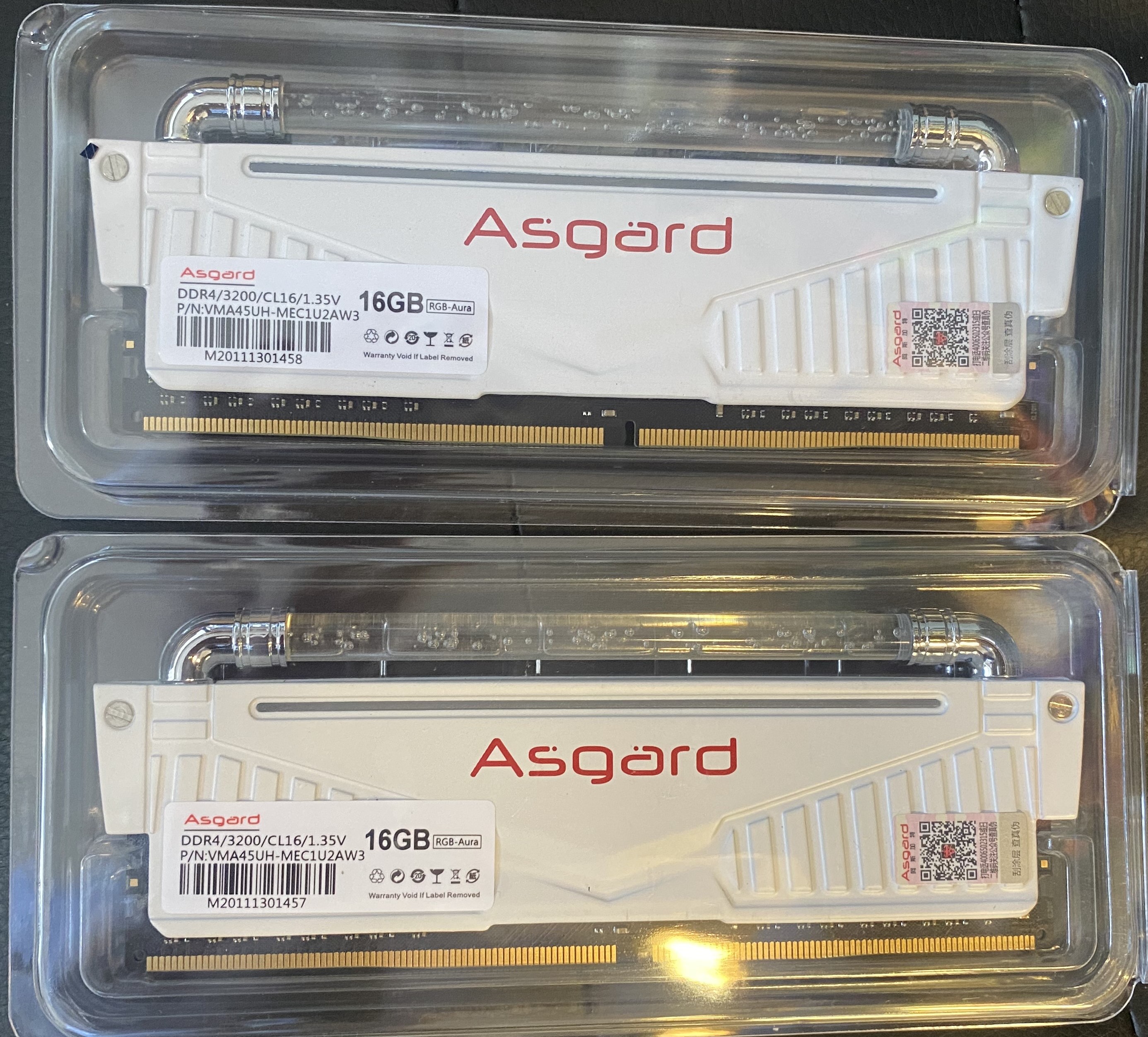 32GB DDR4 PC-3200 WHITE RGB KIT 2X16 - Orange PC