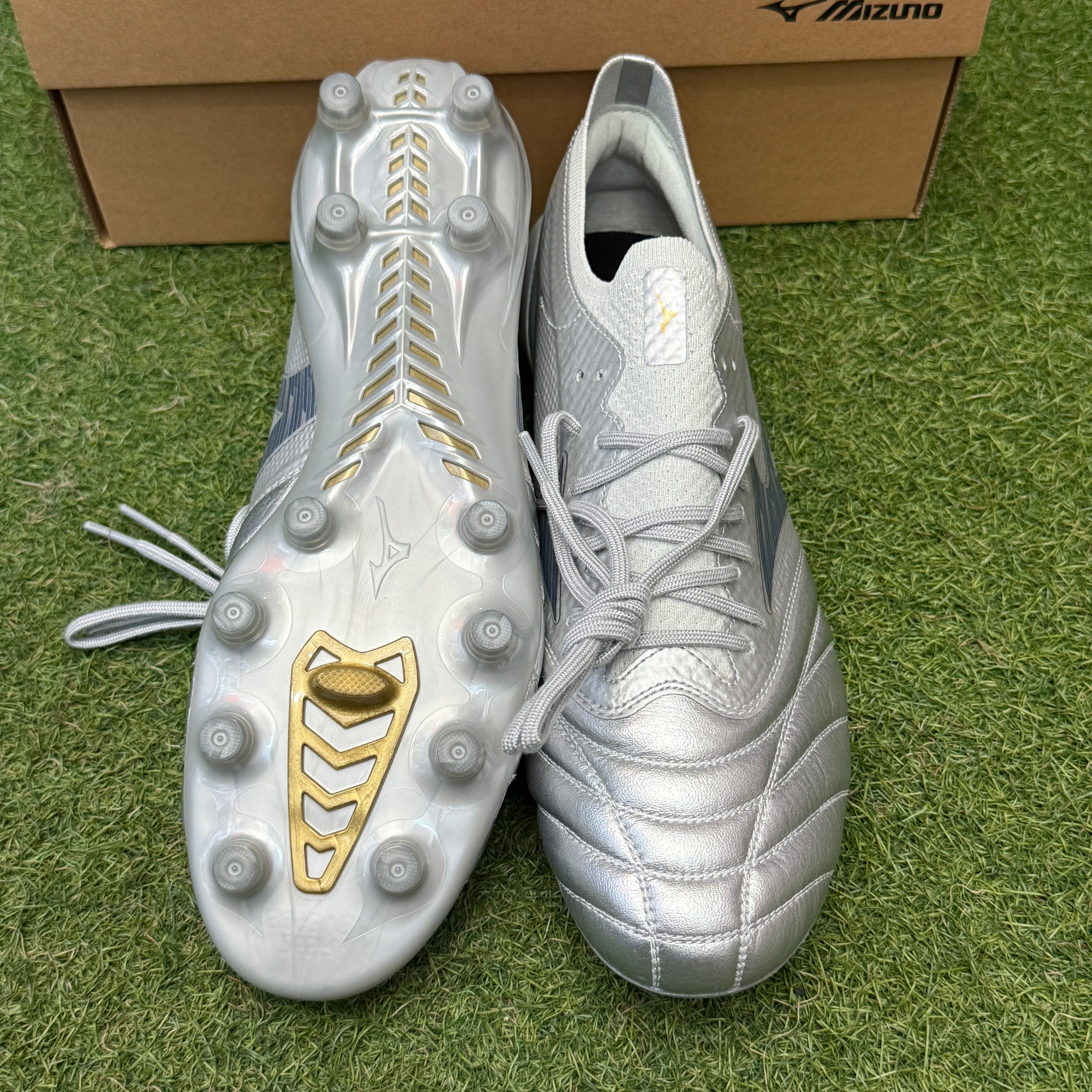 日本未発売 モレリアネオ4 β Elite P1GA254204 Morelia Neo 4 β ベータ