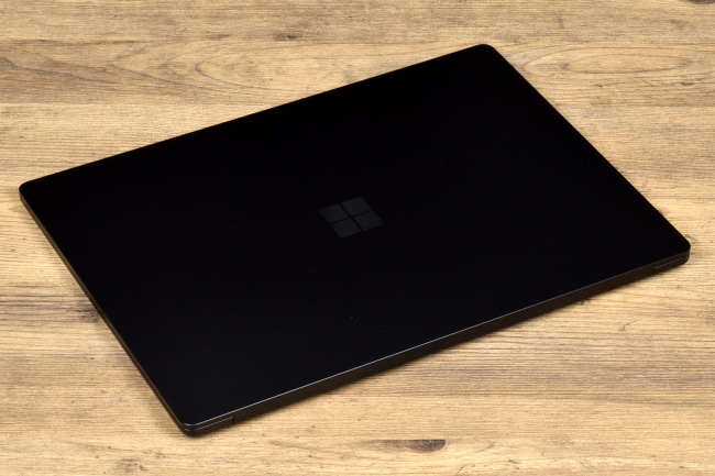 マイクロソフト Surface Laptop 4 (15インチ) レビュー：洗練された