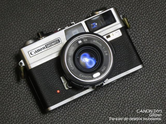 CANON DATEMATIC：手動式デート機能搭載のレンジファインダーカメラの