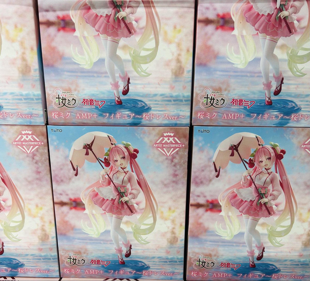桜ミク AMP＋ フィギュア～桜ドレスver．～ 入荷しましたー