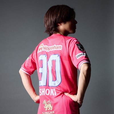 ザルツブルクの北野颯太ユニフォームが届いたー🤩 背番号8がかっこよ