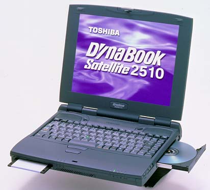 東芝、A4ノートの新機種と「SS 3010」のアプリ搭載モデル