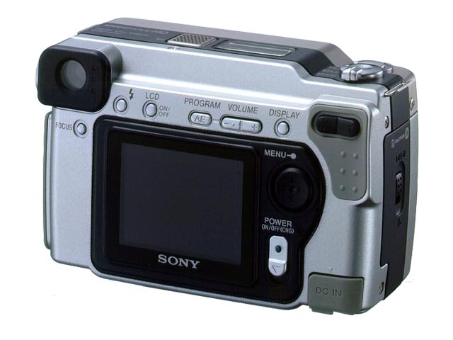 ソニー、コンパクトカメラっぽいデザインの新Cyber-shot