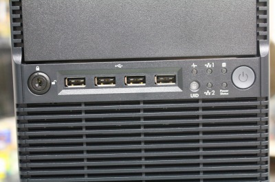 HP ProLiant ML110 G7 を買ってみた(1) 開梱と外観 | pc.casey.jp