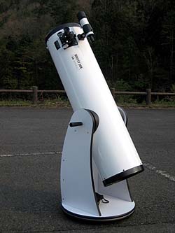 WHITEY DOB 25m/F4.8 : マチナカリモート