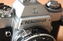 ◇Nikomat EL (1972) ～残念！初撮りは「光線洩れ」 : SAMのLIFE