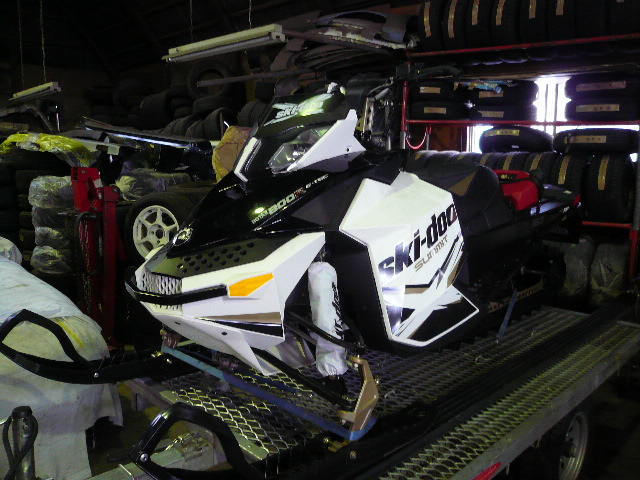 SKI-DOO SUMMIT X 2012モデルE－TEC : 車の119番