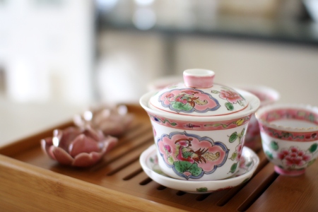 ニョニャ・ウェアの蓋碗 : Petit A Petit