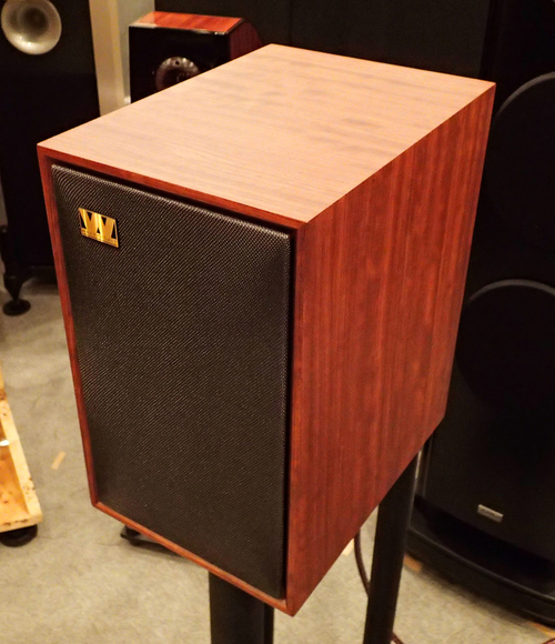 ワーフェデール 80周年記念限定モデル DENTON 試聴機が入ってい