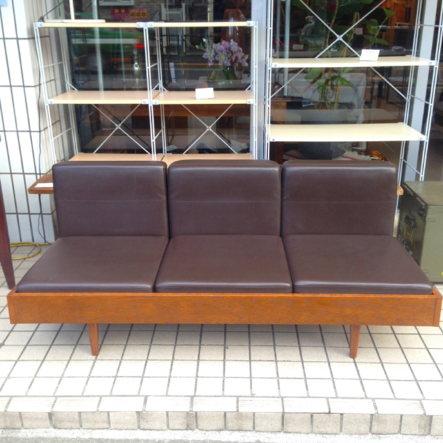 PACIFIC FURNITURE SERVICE】3シーターソファ CLUB6 が入荷 | ReSale