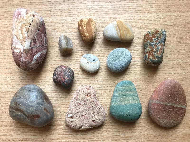 海で拾った石】 十二石 : azukki的.