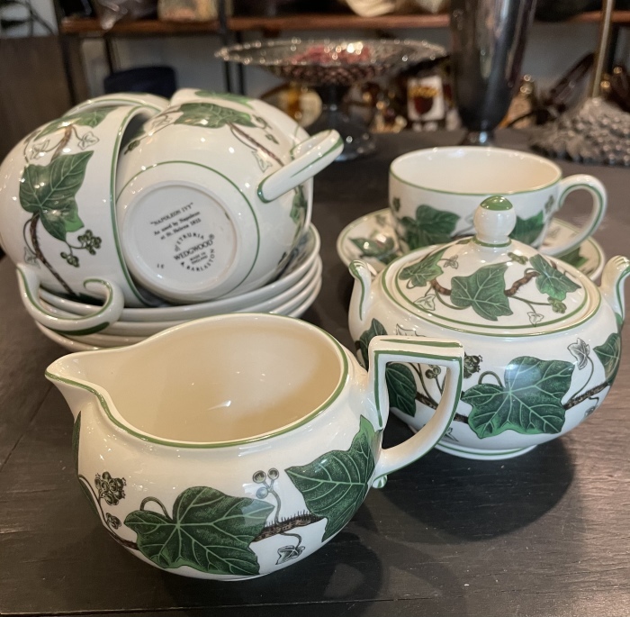 ウェッジウッド ナポレオンアイビー : Antiques&Junk RoseRing