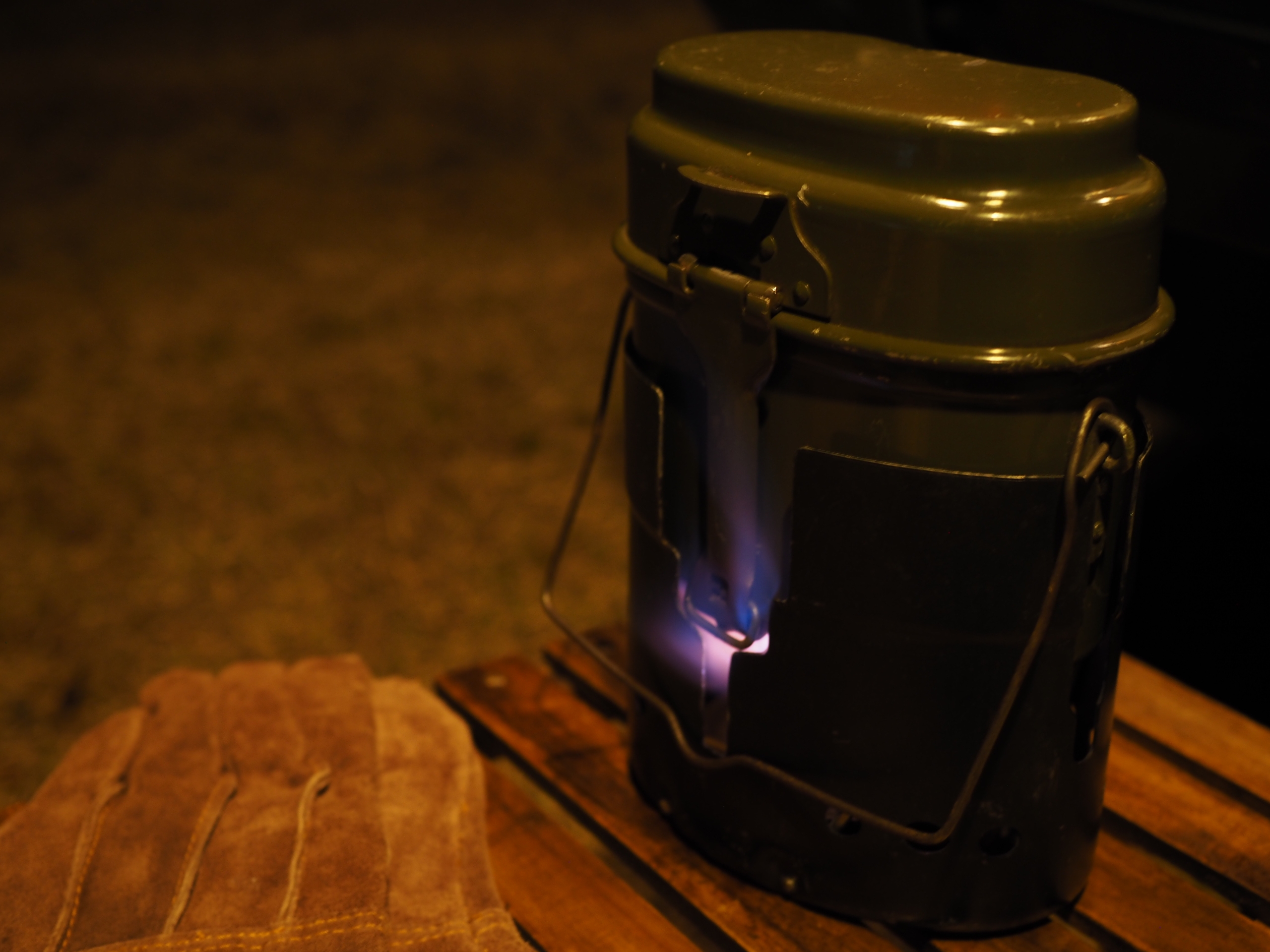 一生使える渋い飯盒！スウェーデン軍メスキットセット【SVEA