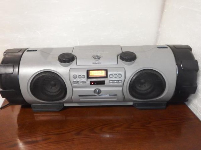 ビクター Victor RV-X70 POWERD WOOFER CD ドラムカン ラジカセ