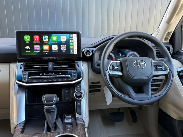 TOYOTA LAND CRUISER ZX | 2026 | PEARL WHITE | 8 km | details