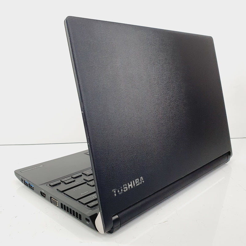 TOSHIBA DYNABOOK R73 CORE i3 - 6TH - 8GB / 256GB / 13.3