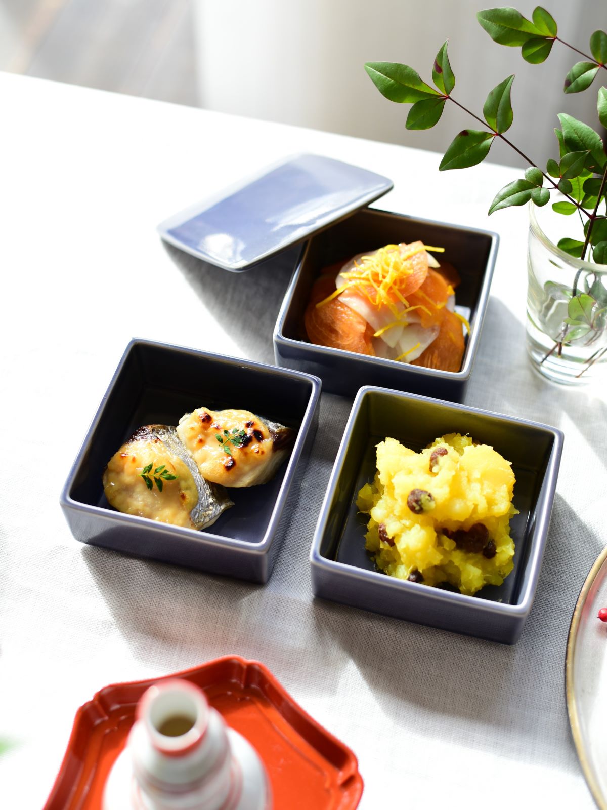 レコメンド :: お正月 :: リセ 三段重 - マルミツウェブストア / 食器