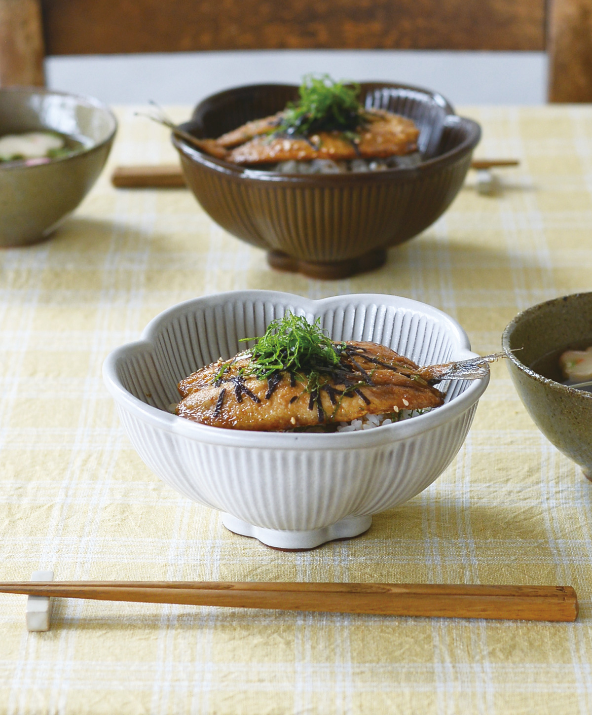 スタジオ エム :: フルロン :: フルロン 花形5寸丼 - マルミツウェブ