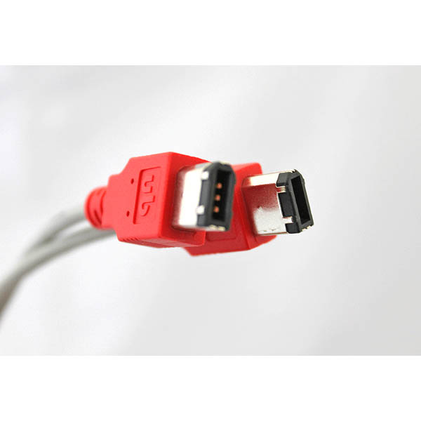 firewire（ファイヤーワイヤー）400用ケーブルはこれ、超高性能