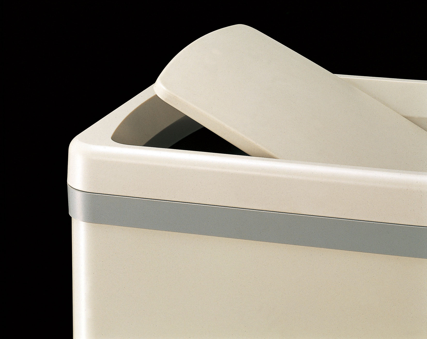 山崎産業株式会社｜ローターボックスE 大（内容器なし）