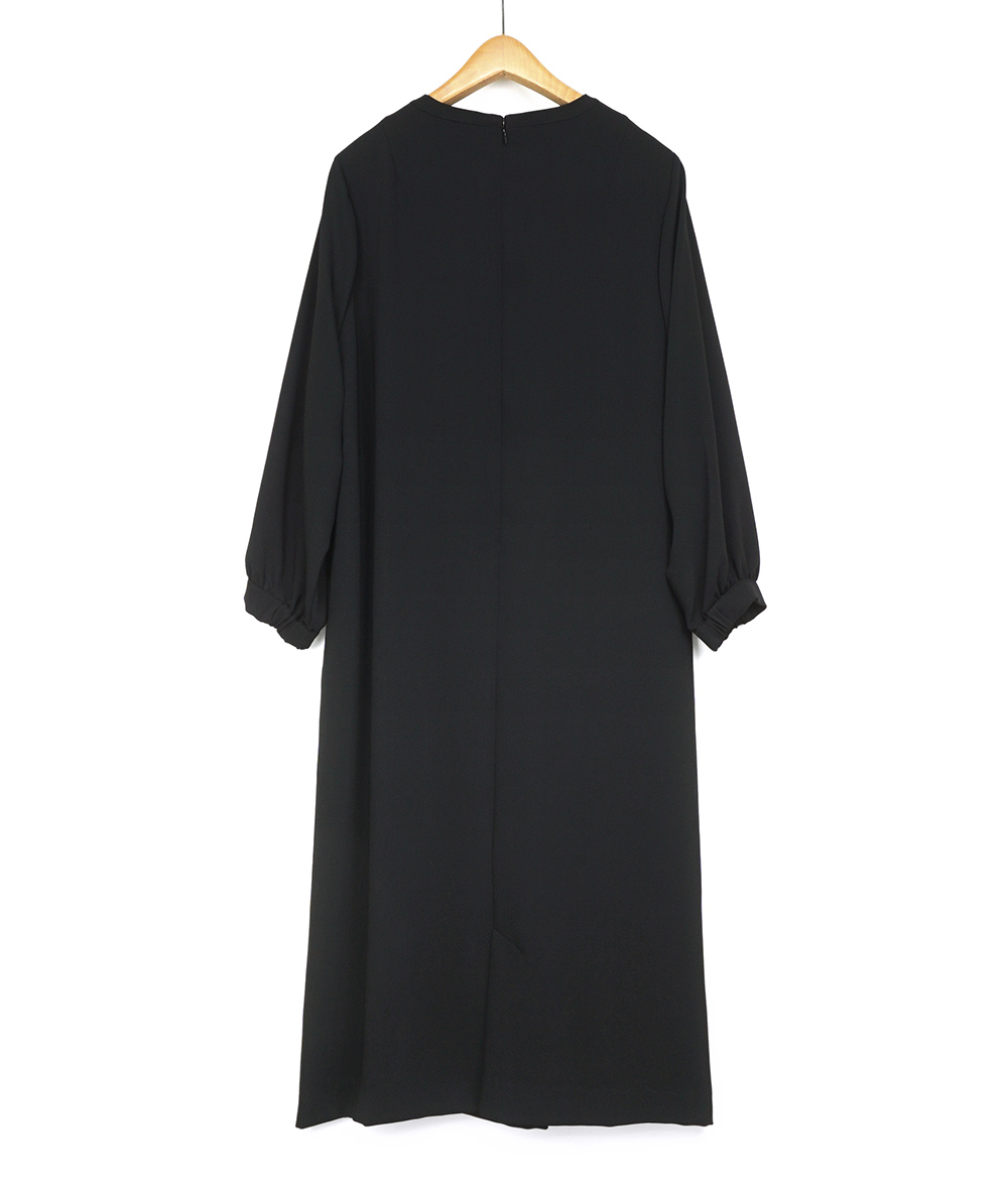 ブローチ付きアシメタックワンピース(ドレス) | Alphabet's alphabet