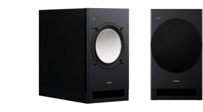 大口径20cmのA-OMFモノコックウーファーユニットとクラスDアンプ搭載で