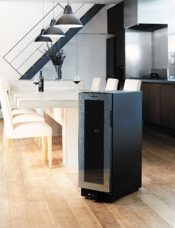 ワインの熟成に適した温度帯や飲み頃の温度帯に設定が可能。2温度帯