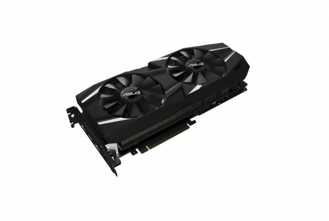 NVIDIA® GeForce® RTX 2080 TiとNVIDIA® GeForce® RTX 2080を搭載する