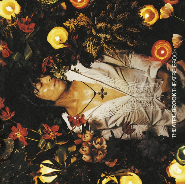 シアターブルック、Epic Records時代全音源3か月連続配信、第3弾が開始