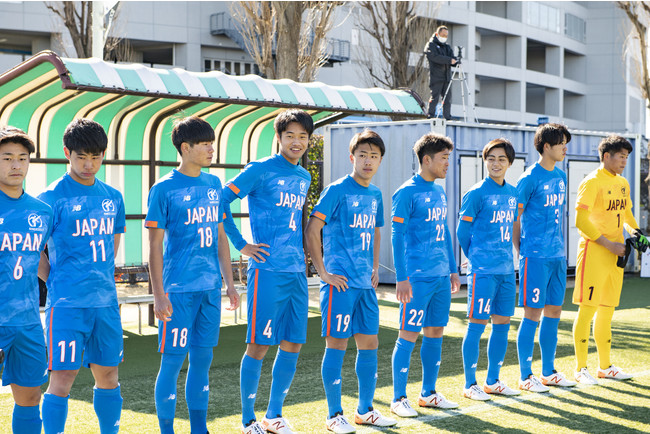 ニューバランスは2021年度日本高校サッカー選抜へアパレル・スパイクの