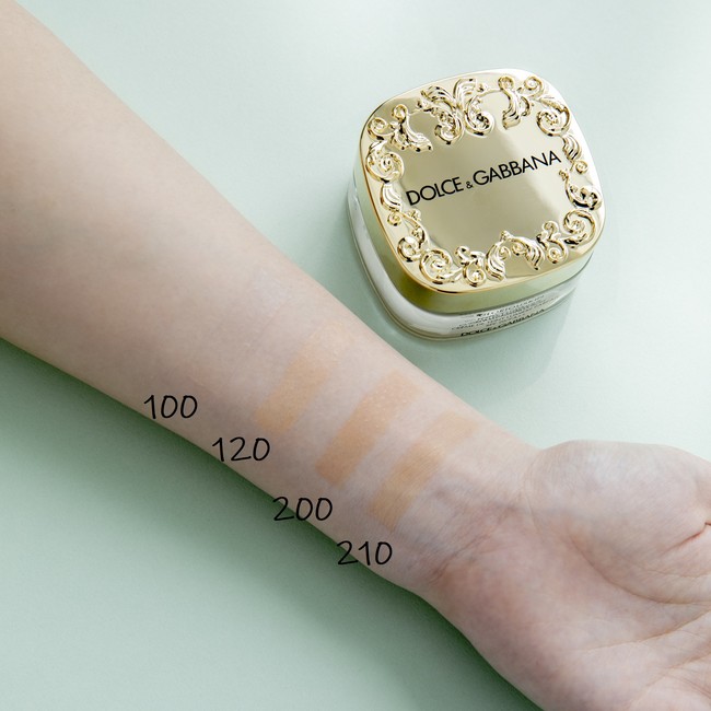 くすみ知らずのしっとりなめらかな上品肌に！ みずみずしい付け心地の