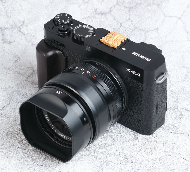 SHOTEN カメラウッドグリップ 「XE4-GP」 FUJIFILM X-E4 用 発売