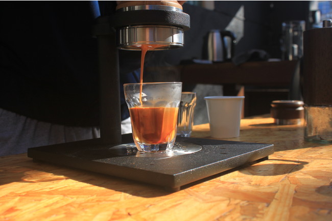 新発想】廻して淹れる『アラムエスプレッソメーカー』Makuakeにて応援