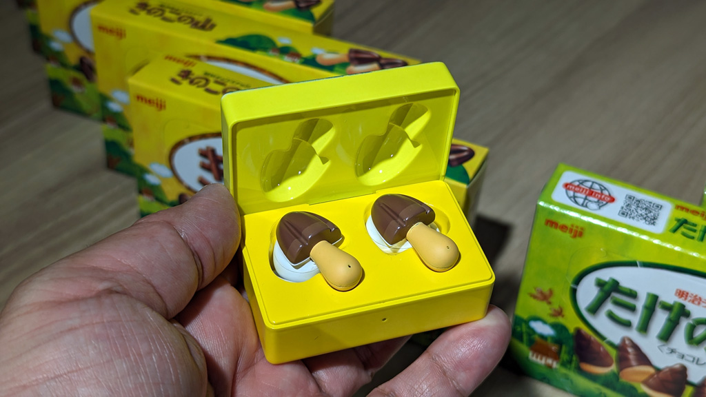 残念ながら即完となった「きのこの山ワイヤレスイヤホン」 発売前に