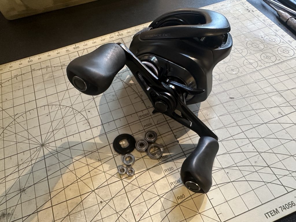 22 エクスセンスDCオーバーホール ＜ライン放出時異音、ハンドルがガタ