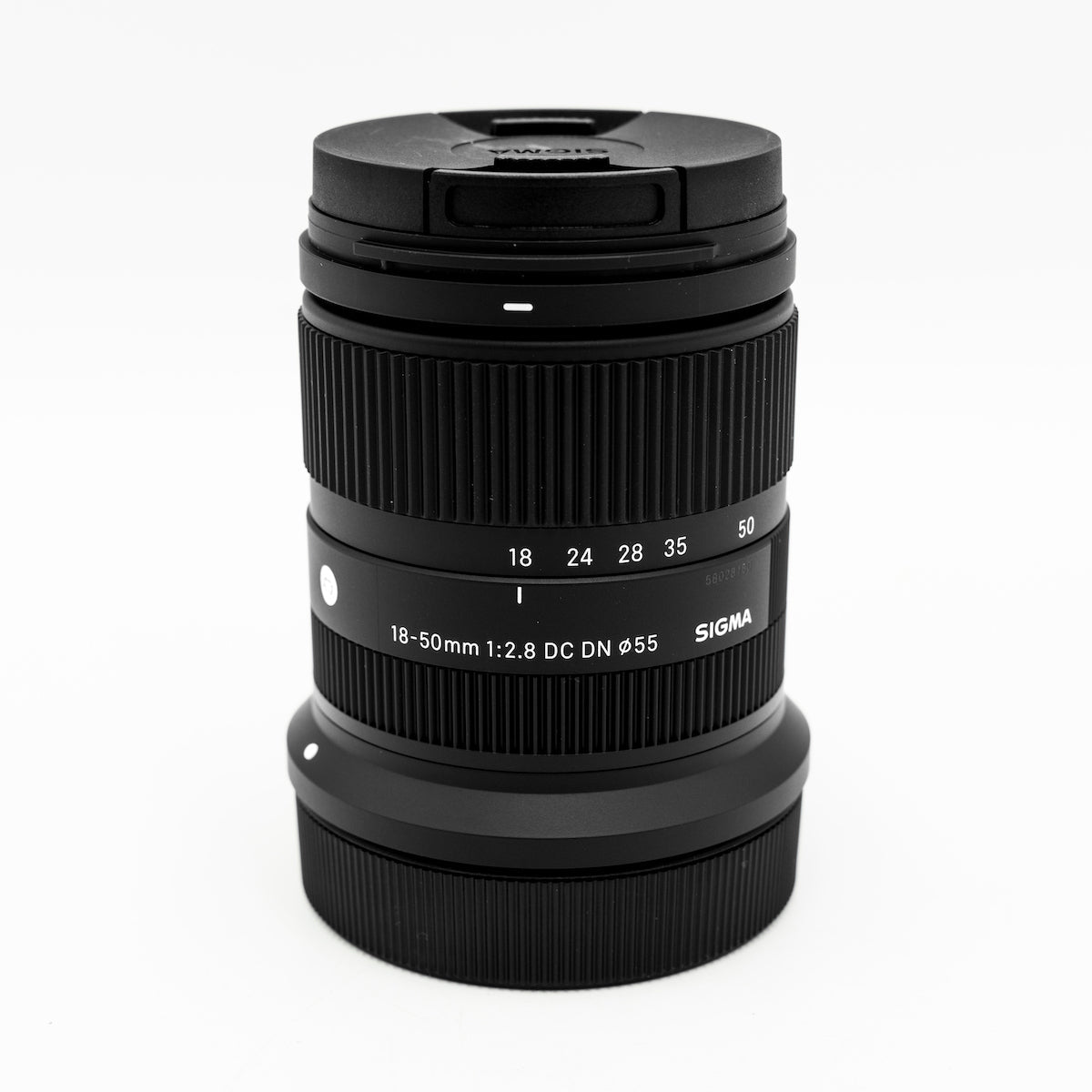 Sigma 18-50mm f/2.8 DC DN Contemporary Lens (Canon RF)